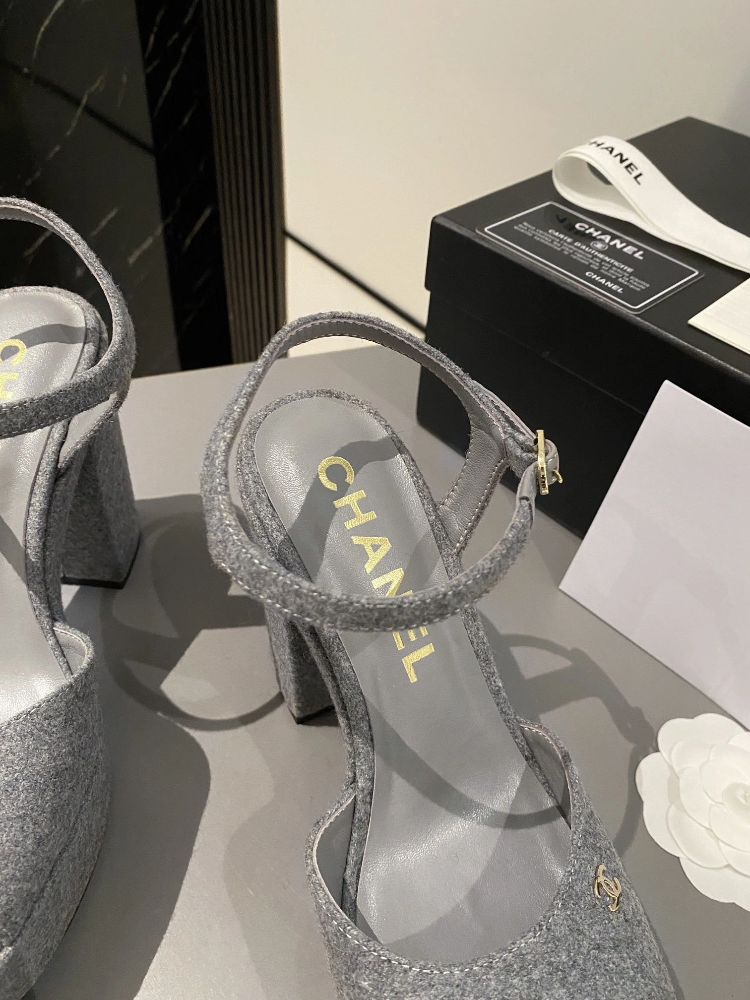 3h1958 G45740 B17146 NZ517 Heel height：9.5CM Waterproof：3.5CM sheepskin item:DT-X000J1207